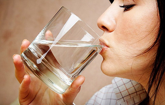 Сколько нужно пить воды в день