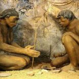 Древние люди жили в пещерах