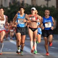 Почему марафонцы бегут 42 километра и 195 метров ?