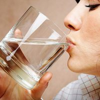 Сколько нужно пить воды в день ?